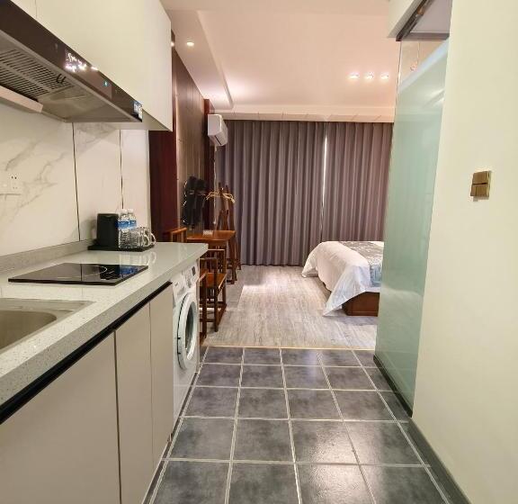 스탠다드 룸 킹사이즈 침대, Zhangjiajie Borui Hotel Tianmen Mountain