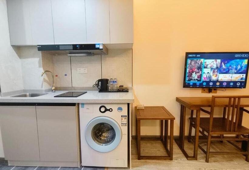 스탠다드 룸 킹사이즈 침대, Zhangjiajie Borui Hotel Tianmen Mountain