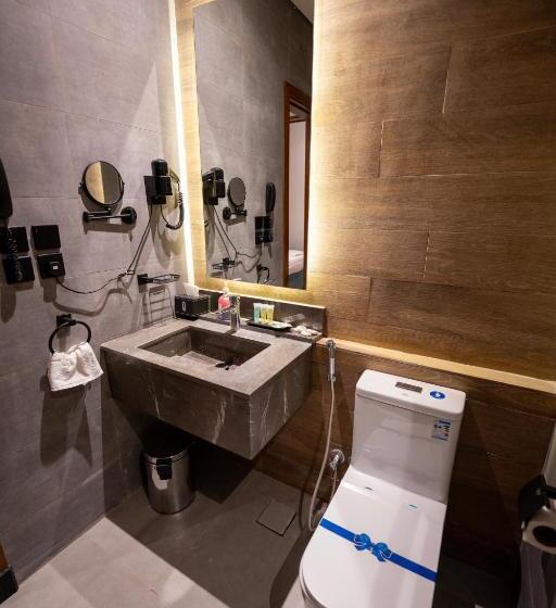 스탠다드 룸, Elaf Qinwan