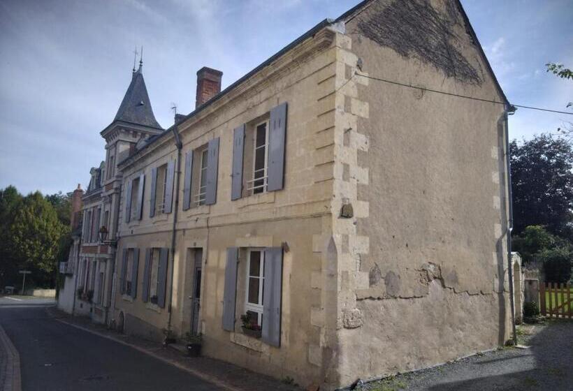 Дом 1 Спальня, Gîte De La Vallée à Courdemanche Sarthe