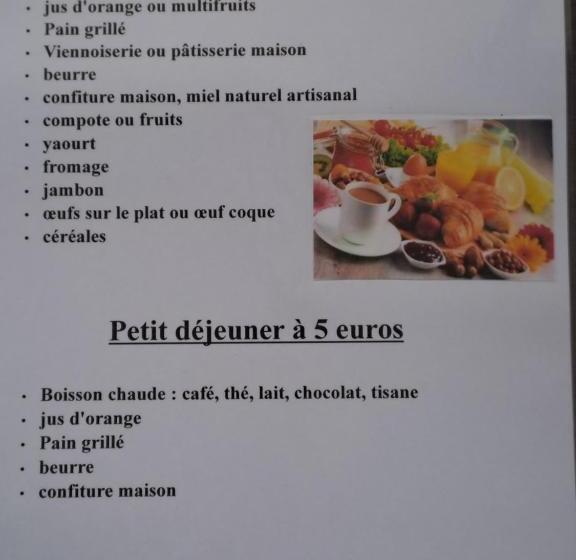 غرفة عائلية, La Garenne