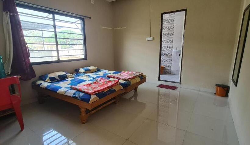 חדר סטנדרט, Galaxy Residency