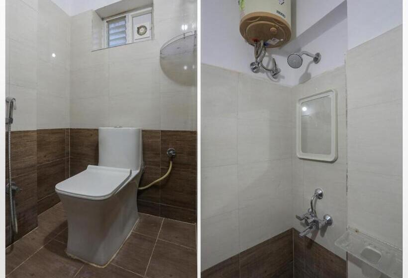 חדר קלאסי לשלושה, Collection O Svs Grand Guest House