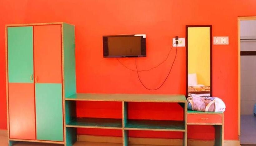 스탠다드 트리플 룸, Diamond Lake View Cottages