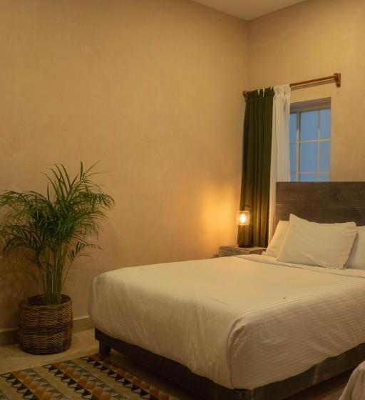 سوییت خانوادگی, Gardenia Collective