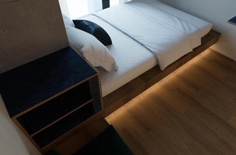 Quarto Basic, 彼厅酒店hotel In Between