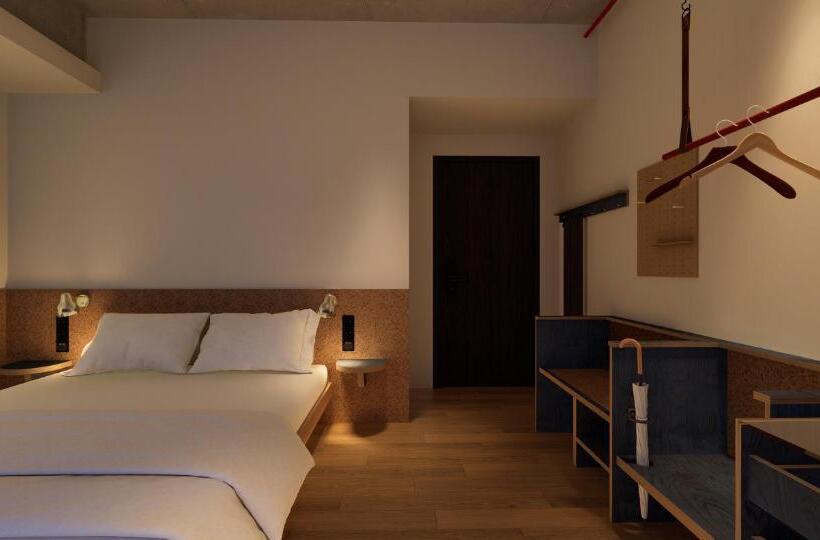 Номер Стандарт, 彼厅酒店hotel In Between