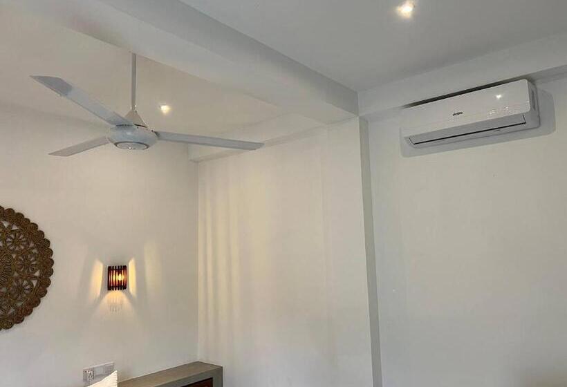 Трехместный Номер Стандарт с Балконом, Lum Residence