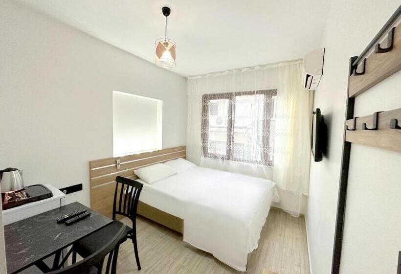 חדר סטנדרט, Menesa