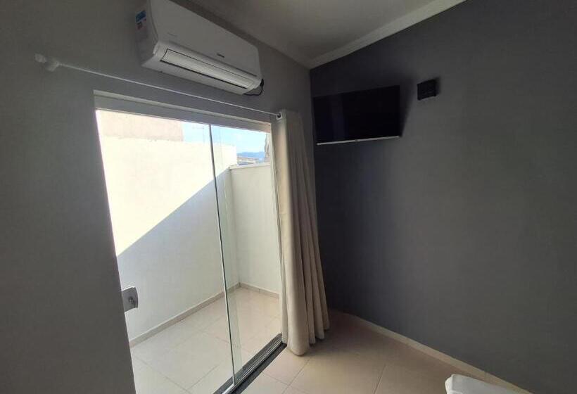 豪华房间, Supremo