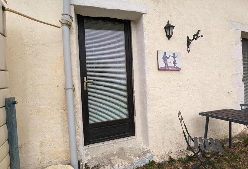 Семейный Номер, Guestroom Bouges Le Château, 1 Pièce, 3 Personnes   Fr 1 591 536