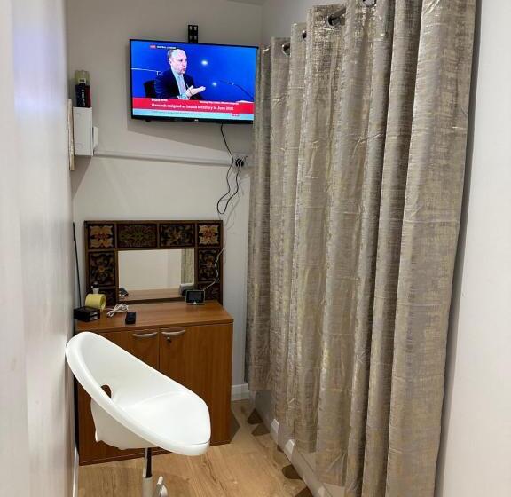 غرفة ديلوكس, Keedonwood Road Bromley, Rooms With Free Wifi