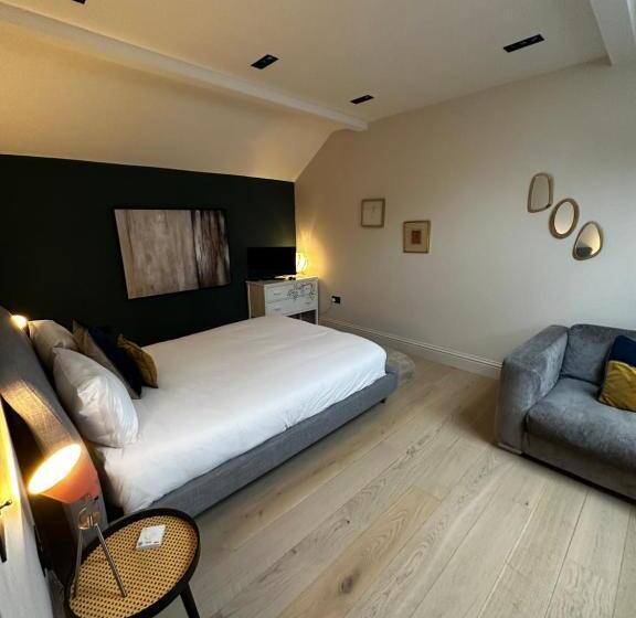 חדר סטנדרט, The Stables At The Grange