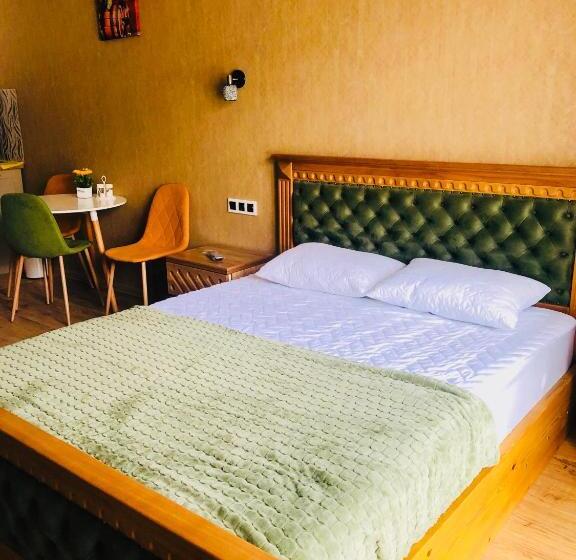 آپارتمان 1 خوابه با چشم‌انداز, Redco Apartment