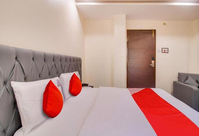 اتاق کلاسیک سه تخته, Rr Residency