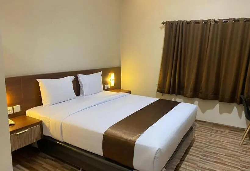 キングサイズベッドのスーペリアルーム, T Hotel Kualanamu