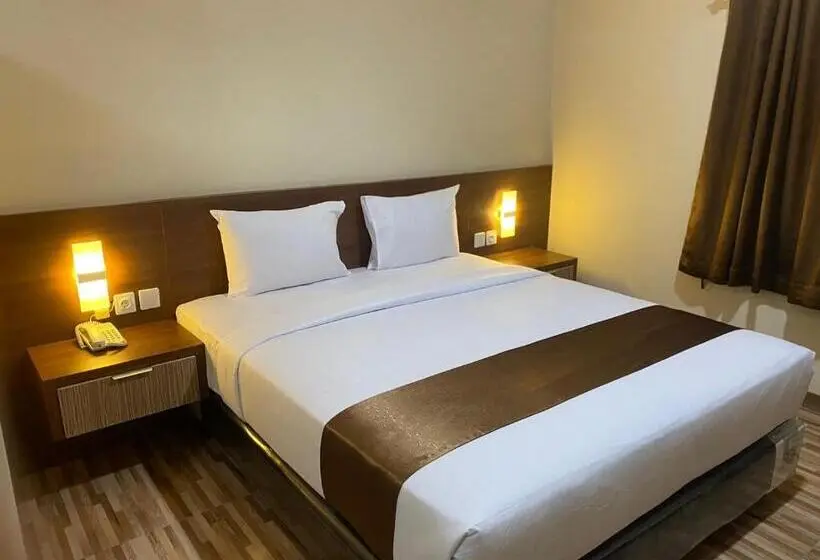 キングサイズベッドのデラックスルーム, T Hotel Kualanamu