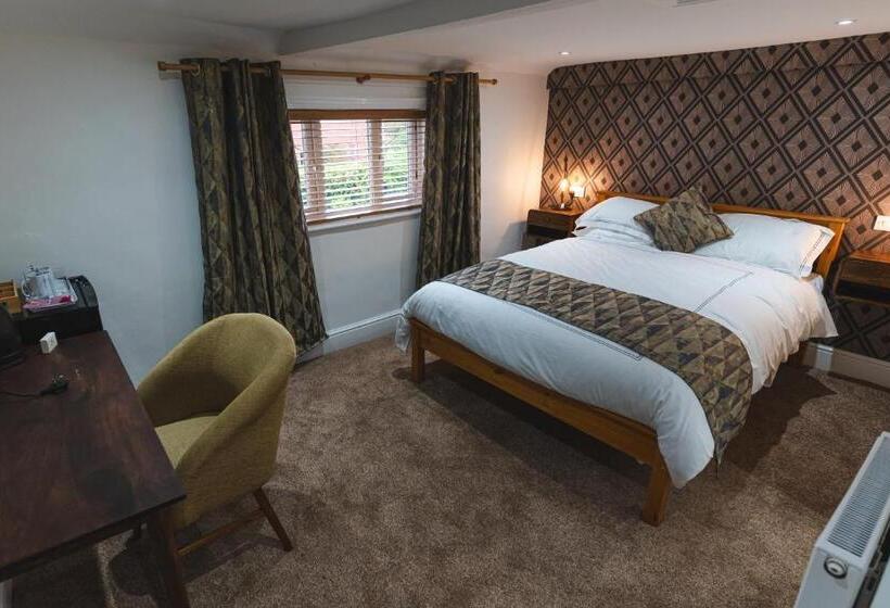 Номер Стандарт, Eyre Arms