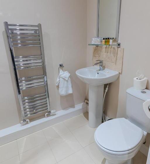 Номер Стандарт, Eyre Arms