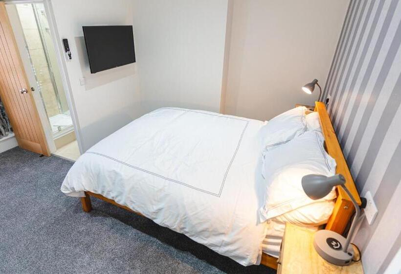 Номер Стандарт, Eyre Arms