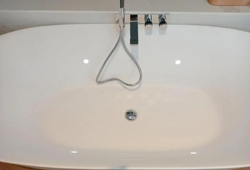 バスタブ付きスタンダードルーム, Dionbulles & Dionlodge Guesthouse, Private Wellness Pool In Option