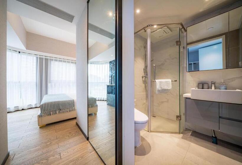 Студия Superior, Boston Executive Apartments