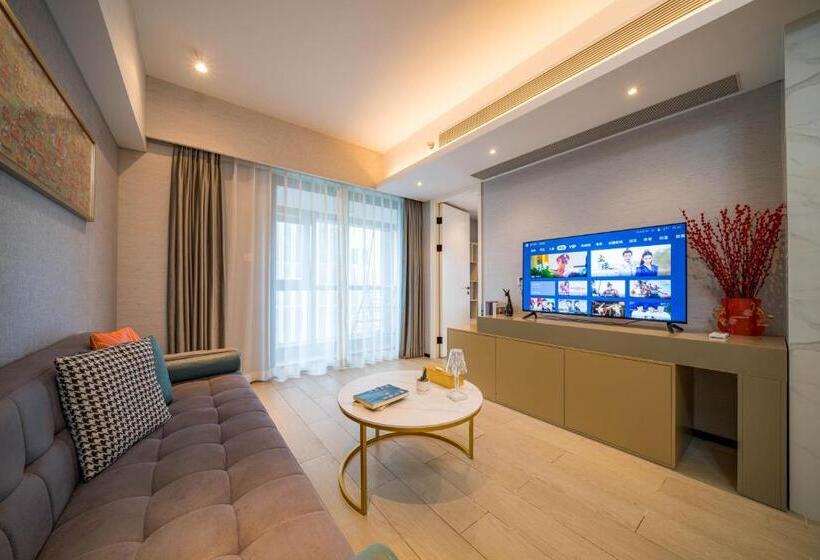 Студия Superior, Boston Executive Apartments