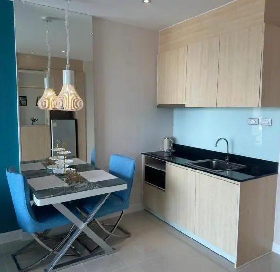آپارتمان 1 خوابه با چشم‌انداز استخر, Grande Caribbean Condo Resort Pattaya G2008