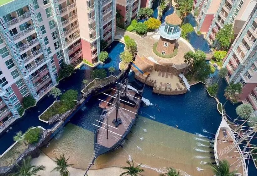 آپارتمان 1 خوابه با چشم‌انداز استخر, Grande Caribbean Condo Resort Pattaya G2008
