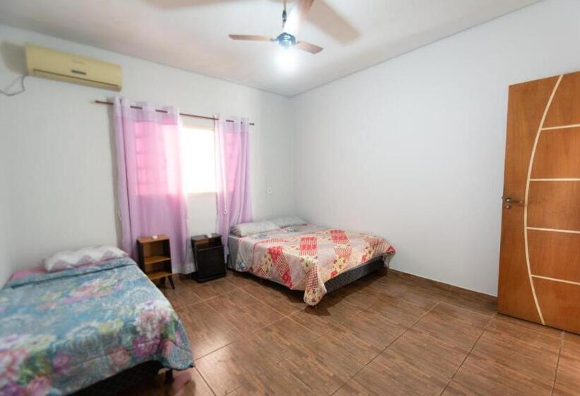 غرفة عائلية, Hostel Toca Do Noel E Bia