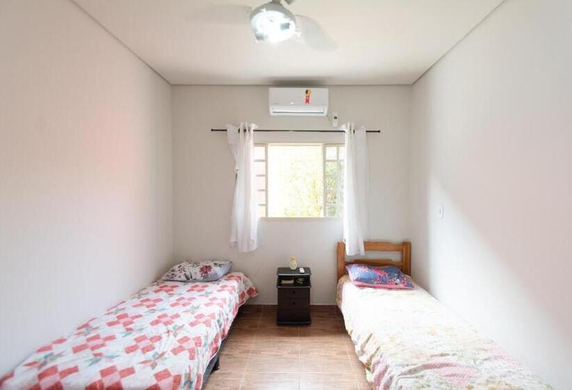 تختخواب در اتاق مشترک, Hostel Toca Do Noel E Bia