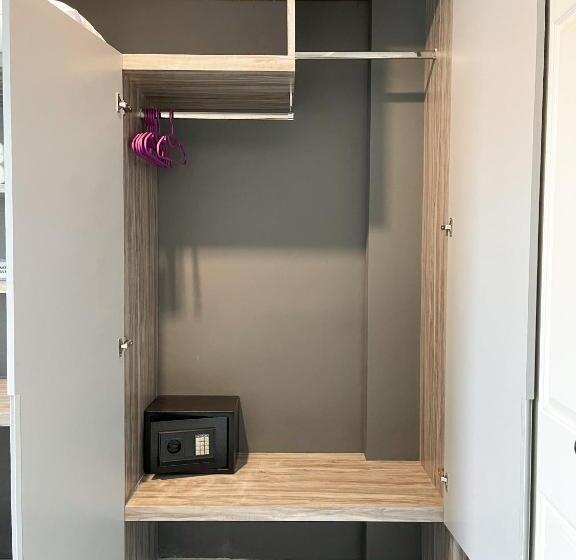 Standard-huone Parveke, Kefir Phuket