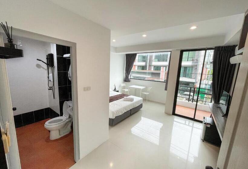 Standard-huone Parveke, Kefir Phuket