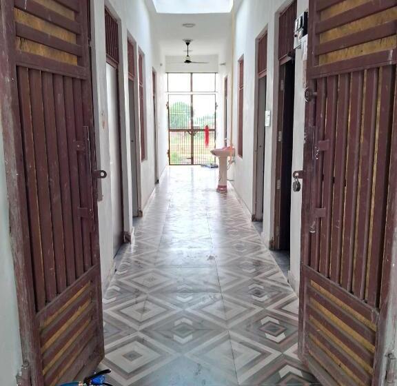 Klassiskt Trippelrum, Oyo Double Ss