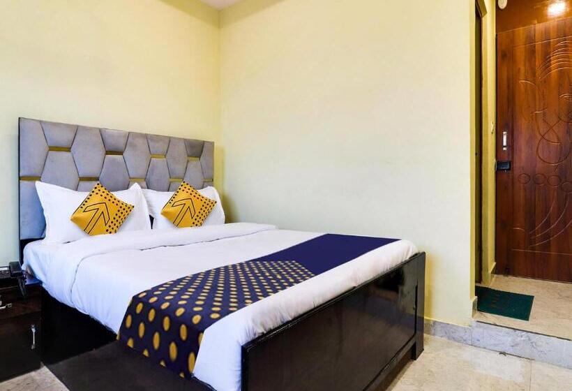 Quarto Estandar, Spot On Mayur Guest House