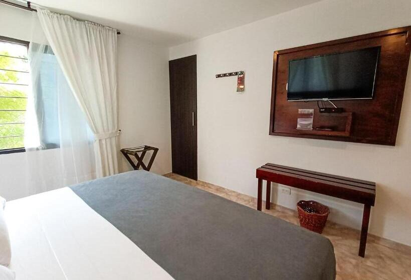 חדר סטנדרט לשלושה, Tierra Maravilla