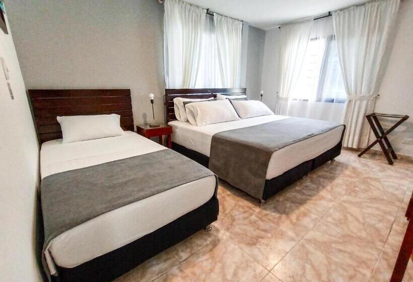 חדר סטנדרט לשלושה, Tierra Maravilla