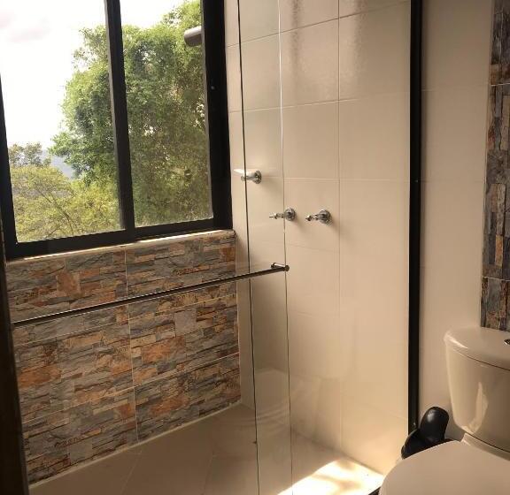 Deluxe Suite King Bed, Villas Del Bambú