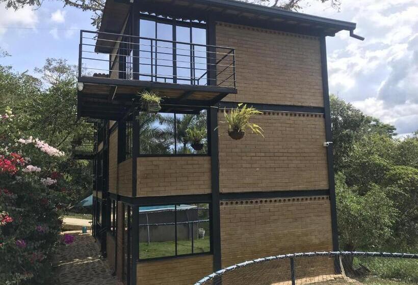 اتاق لوکس خانوادگی, Villas Del Bambú