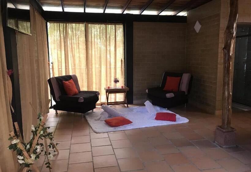 سوییت, Villas Del Bambú