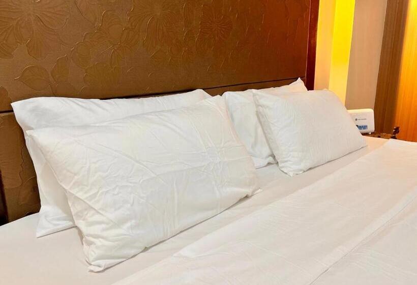 سوییت لوکس, Newport Hotel Near Naia Manila Airport Terminal Pasay
