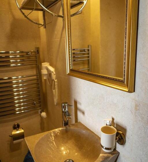 غرفة قياسية مزوَّدة بشُرفة, Villa Harry