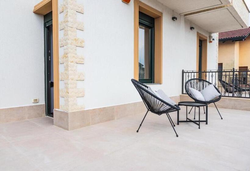 غرفة قياسية مزوَّدة بتراس, Villa Harry