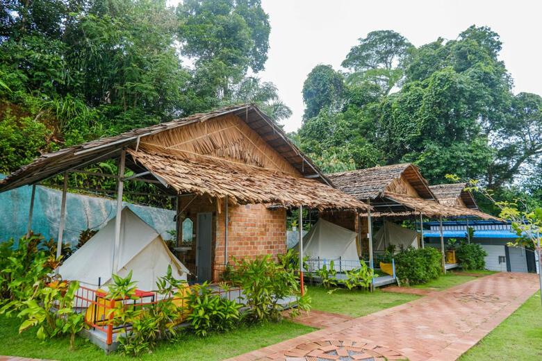 Standard Tent, Bangmara Hill
