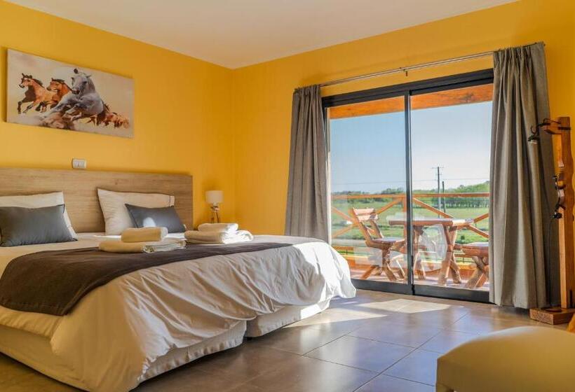 발코니가 있는 스위트, Un Alto En La Huella   Hotel Spa & Wellness Resort