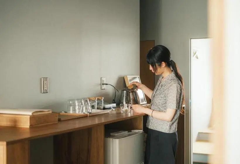 Standard Yhden Hengen Huone, Okazaki Micro Hotel Angle
