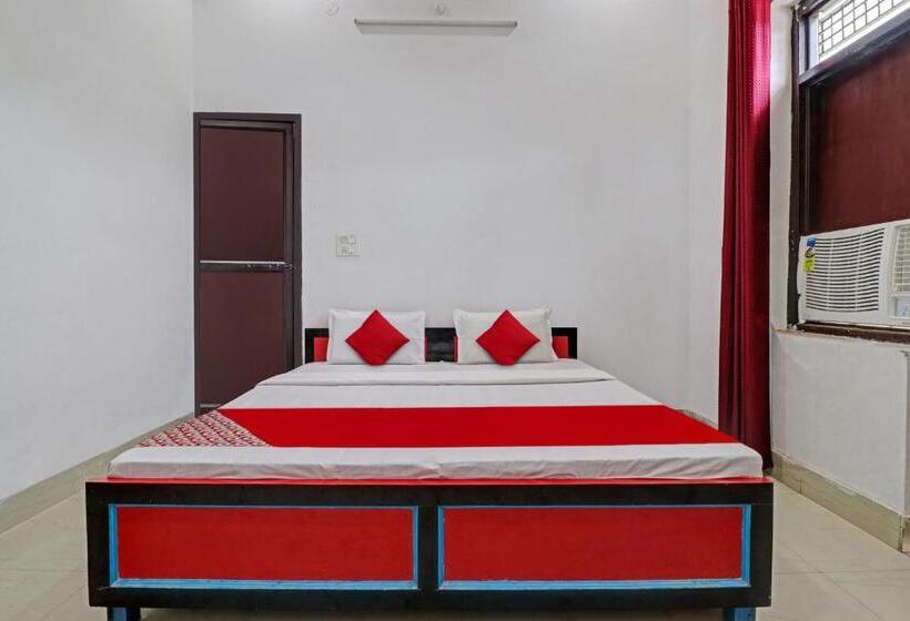 Трехместный Номер Классика, Oyo Flagship 81412 Gayatri Parks