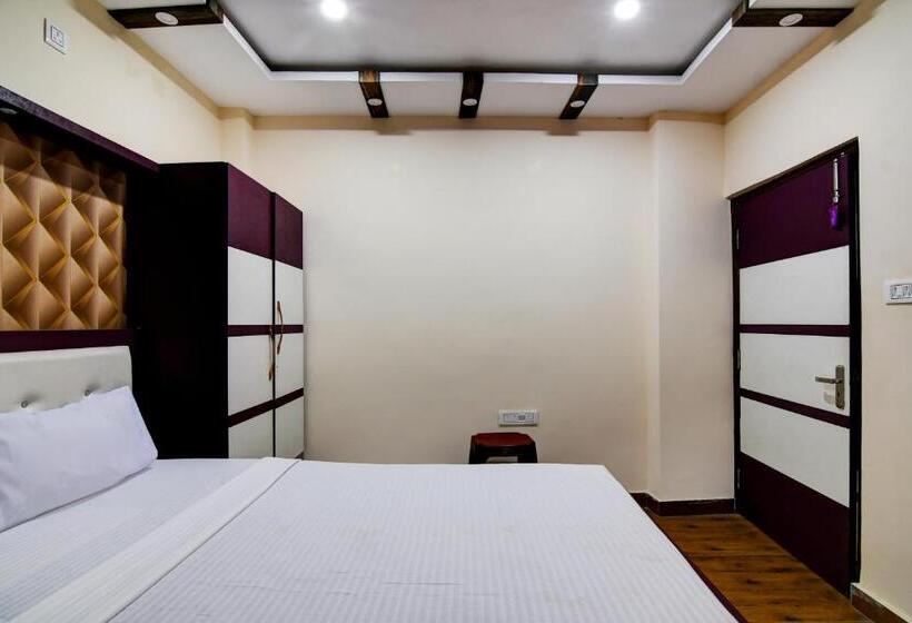 غرفة قياسية, Sisai Palace