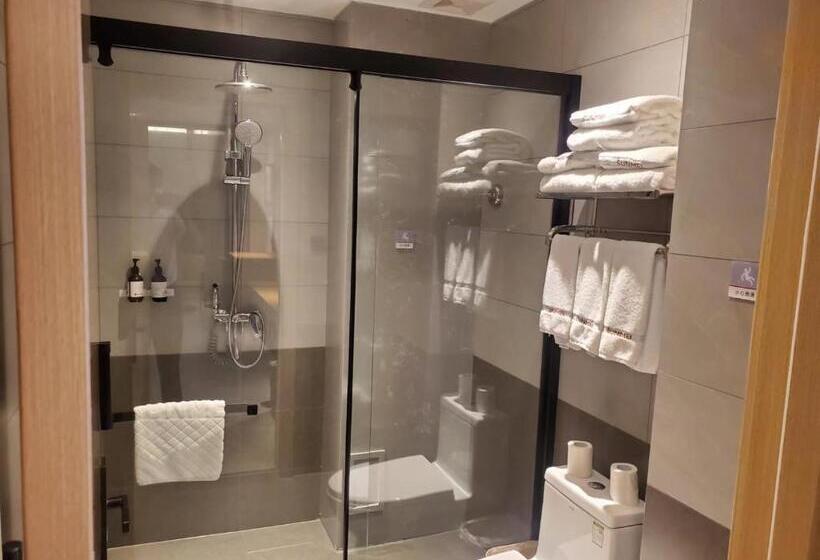 Camera Tripla Deluxe, Thank Inn Plus Baotou Kundulun District University Of Science And Technology