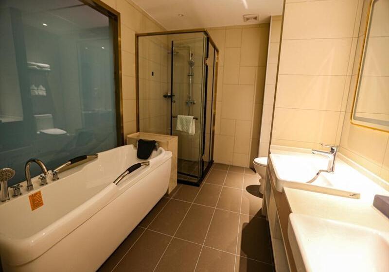 Suite, Thank Inn Plus Baotou Kundulun District University Of Science And Technology